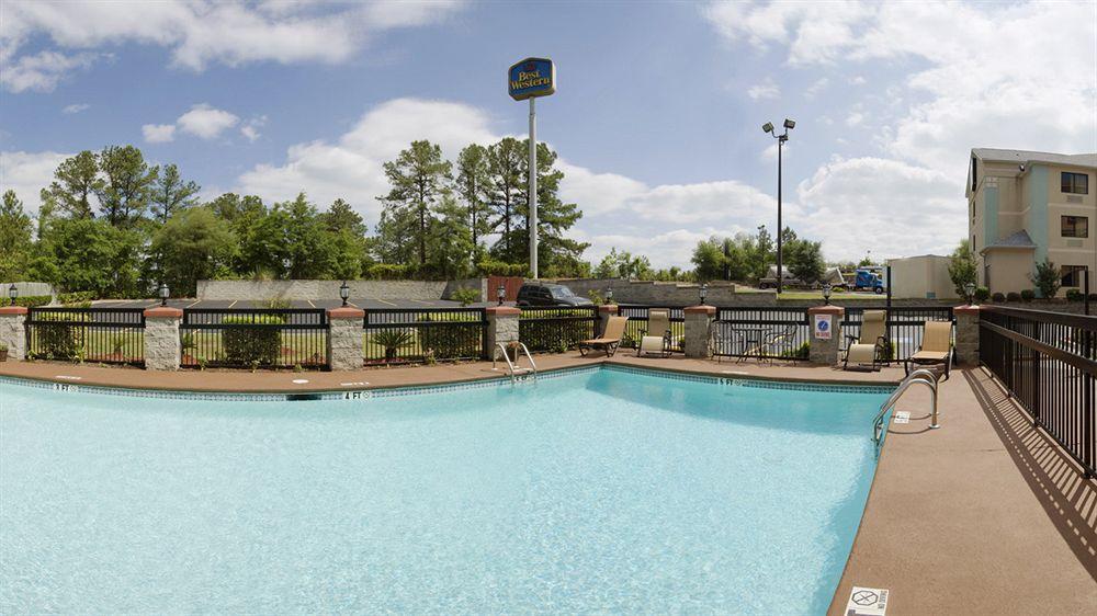 Best Western Augusta West Екстериор снимка
