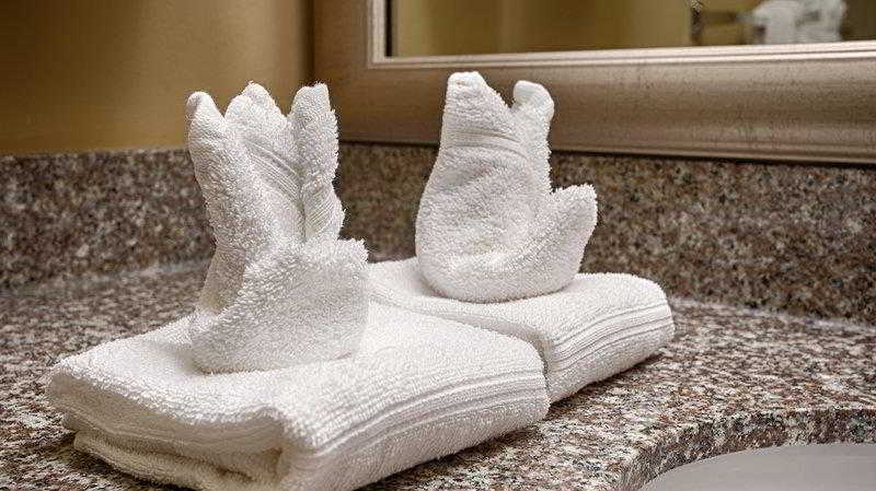 Best Western Augusta West Екстериор снимка