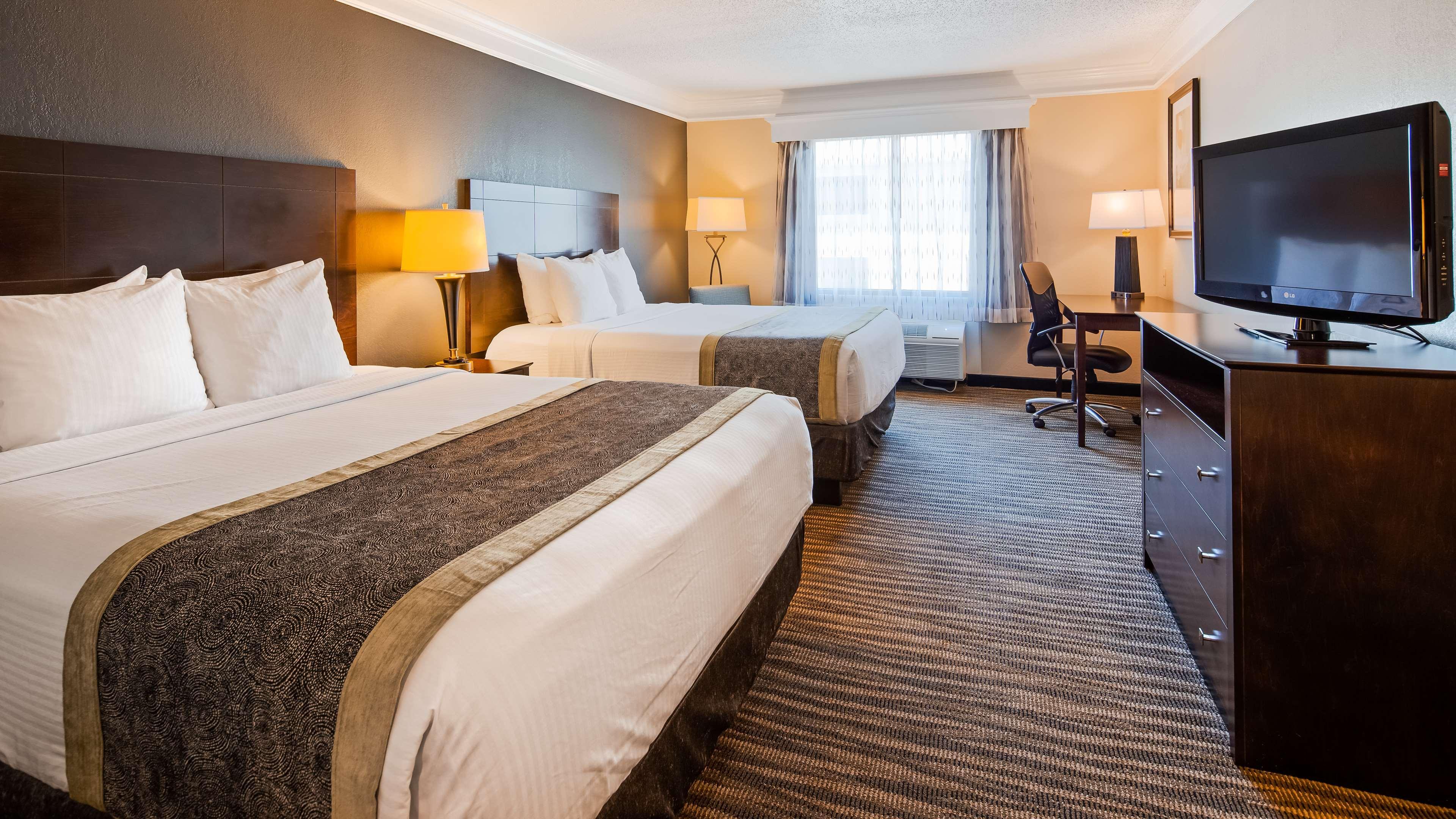 Best Western Augusta West Екстериор снимка